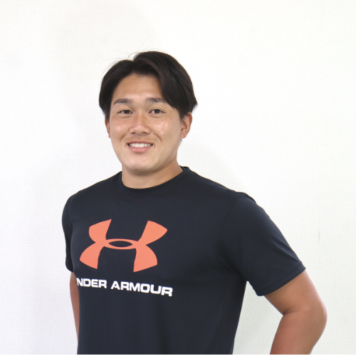 青野 吉晟トレーナーの写真